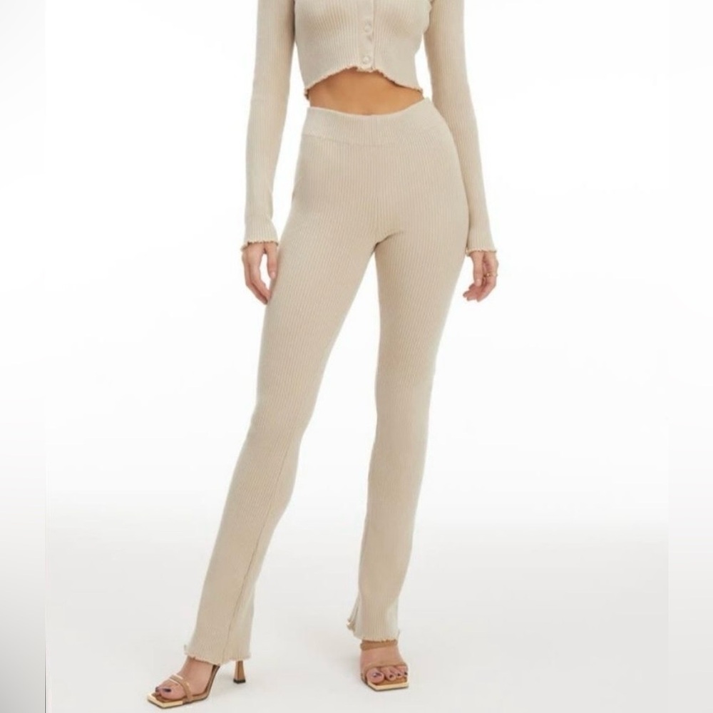 Good American L/XL Flared Beige Ribbed Pants w Elastic Waist and detailed hem